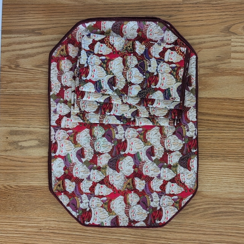 Set of 4 handmade Christmas placemats and napkins